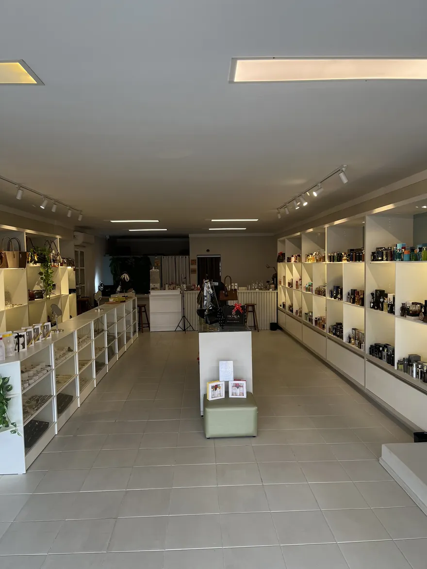 Interior da loja Hoala