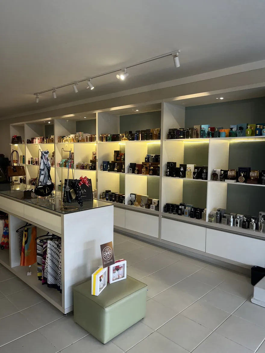 Vitrine de fragrâncias da Hoala